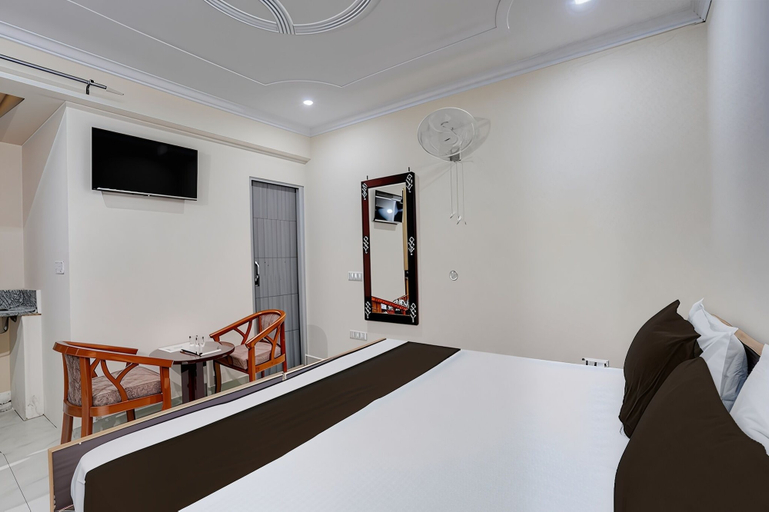 Room 2, Jagdamba Homestay, Gautam Buddha Nagar