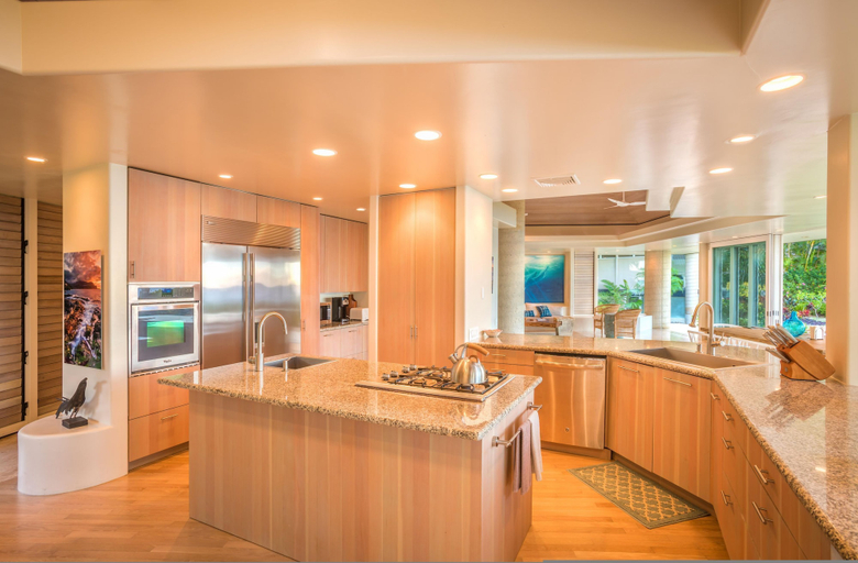 Room 5, Anini Beachfront Home, Kauai