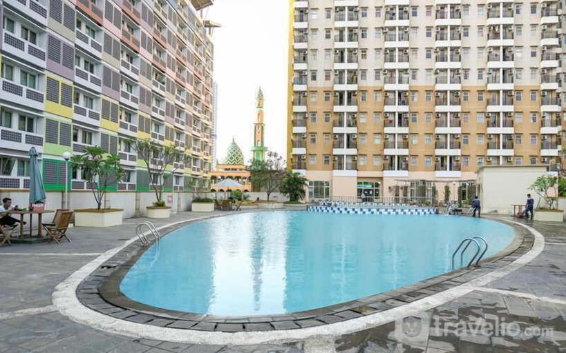 Pool 2, Neutral Cozy Stay Studio Apartment At Margonda Residence 1, Depok