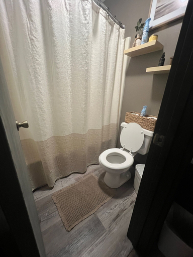 Bathroom 3, SDC Nightly Rentals, Stone