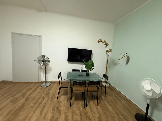 Exterior, Stylish 2BR Apartment Westbahnhof Area, Wien