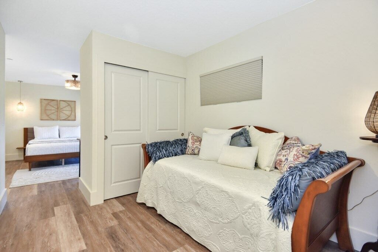 Room 2, The White House on Flagler Beach - Unit 12, Flagler