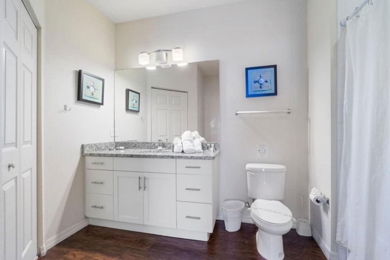 Room 2, Amazing 4bdr House in Disney 20104, Osceola
