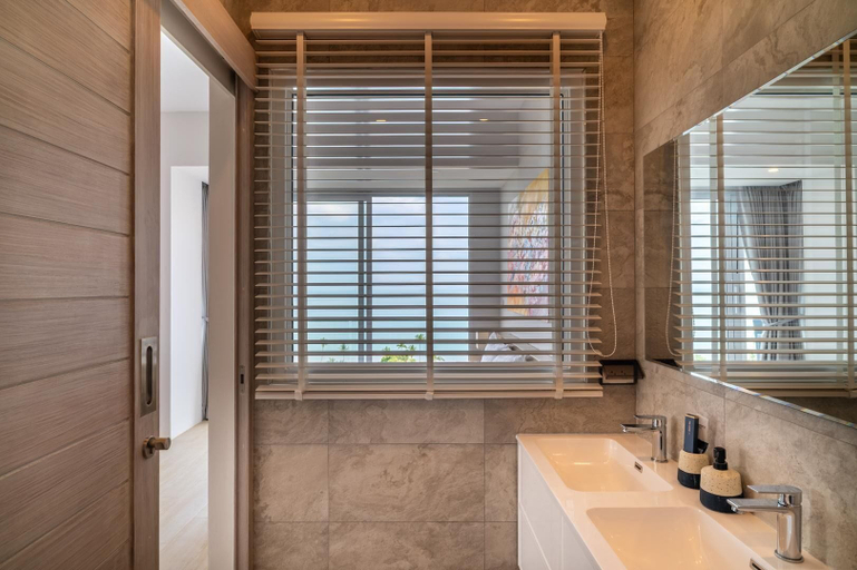 Bathroom 2, 2bedroom TopFloorSeaView apartment KBR39, Ko Samui