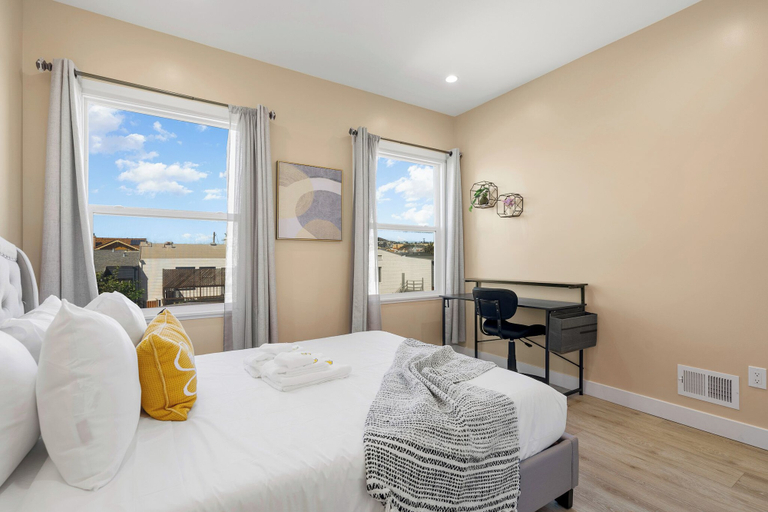 Room 4, 2BR 2BA in Excelsior District w Parking, San Francisco