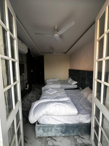 Room 2, Hotel Kapil Royal Inn, Dehradun