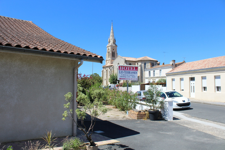 Exterior & Views 2, Hotel LES TERRASSES, Gironde