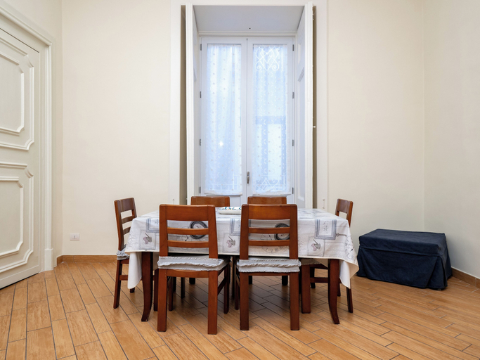 Dining room 3, Maya Home, Napoli