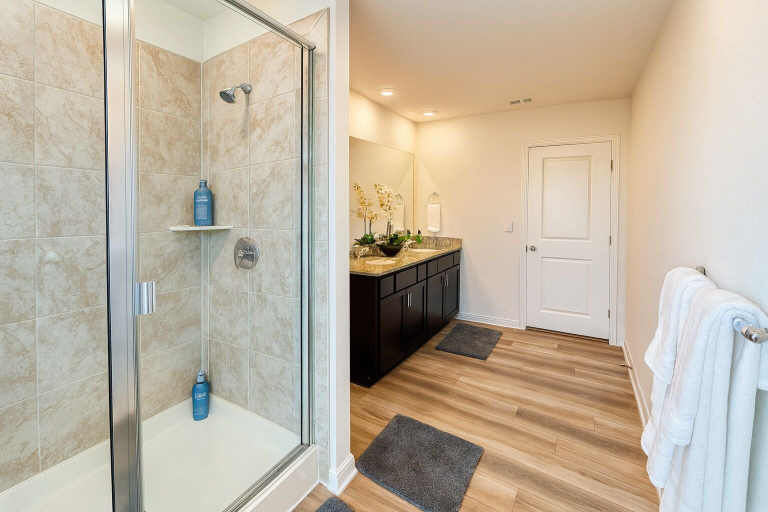 Bathroom 2, Modern 4BR New Home w Luxury Touches, Travis