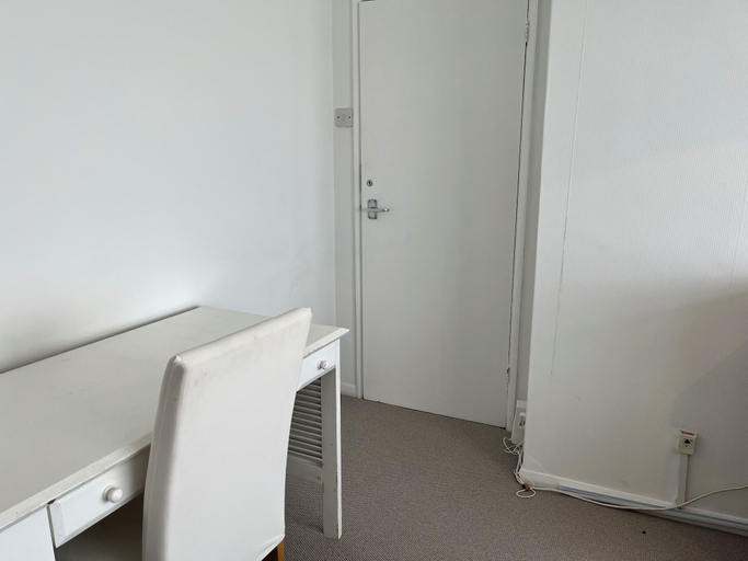 Room 2, Love and Peace Petts Wood, London