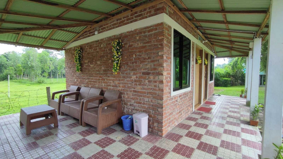 Living area 4, Reverie Resort, Gazipur