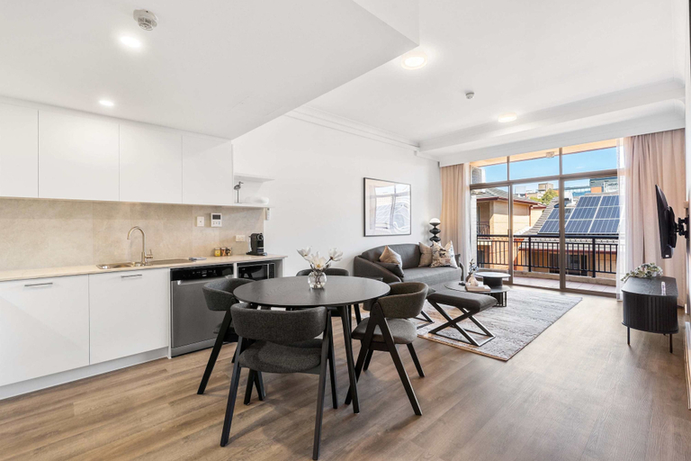 Room 5, Camperdown Cozy Corner 9, Sydney