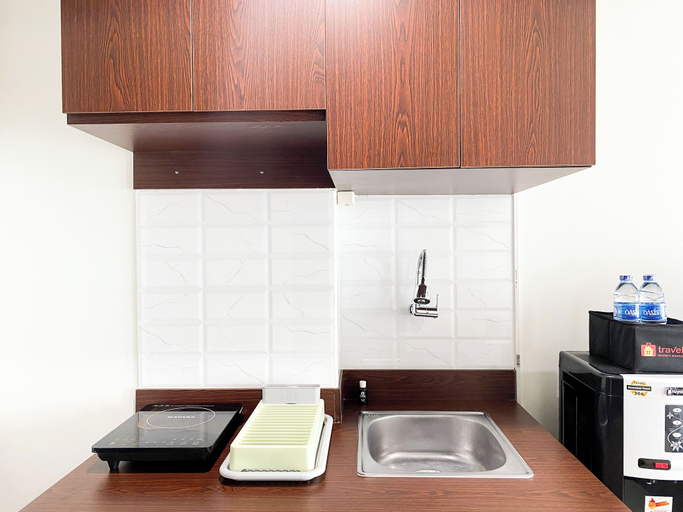 Private kitchen 5, Comfy And Nice Studio At Lrt City Bekasi Apartment, Bekasi