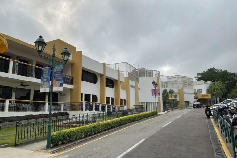 Exterior 2, Shandong Yu Long Hotel, Lahore