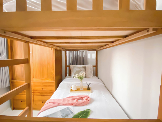 Room 4, Big And Cozy 3Br Apartment At Transpark Juanda Bekasi Timur, Bekasi