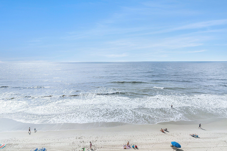 Beach 3, 0702 Waters Edge Resort 2 Bedroom Condo by RedAwning, Georgetown