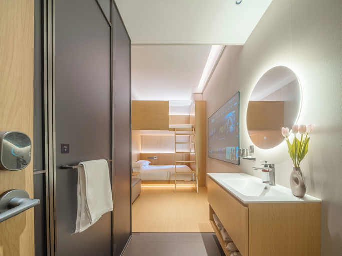 Room 5, Captain 5 Youth Hotel, Shanghai