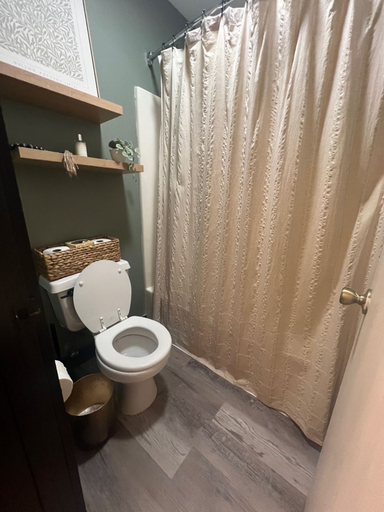 Bathroom 5, SDC Nightly Rentals, Stone