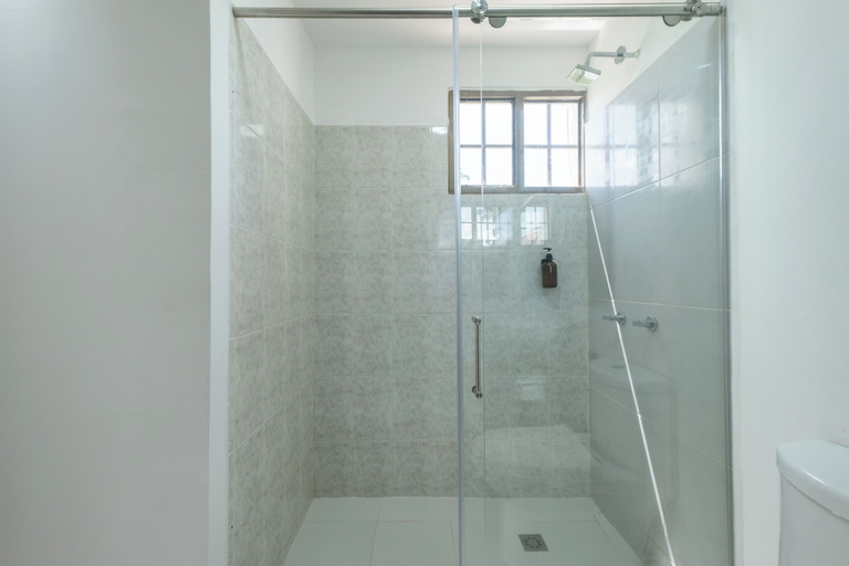 Bathroom 4, Hotel Chalet La Sofia by Majuva, Armenia