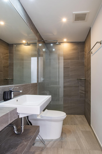 Bathroom 5, Modern Condo - 1BR & Office T3-528, Pulau Phuket