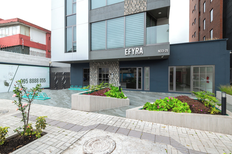 Front of property, Edificio Efyra by Host Ecuador, Quito