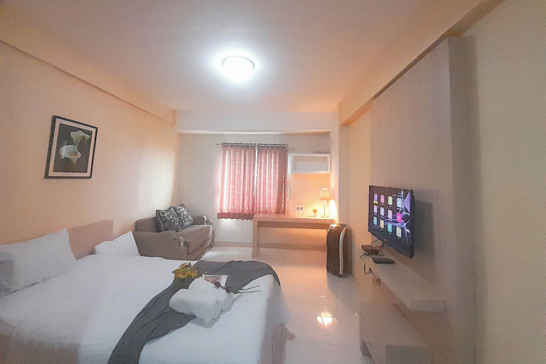 Interior, Serenity Studio At Pinewood Apartment, Sumedang