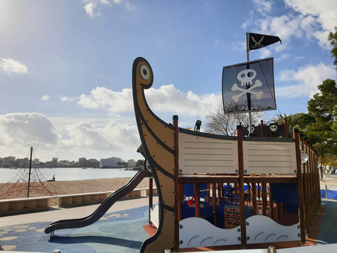 Exterior & Views 2, Suites ROC Portonova - Newly Renovated 2026, Baleares