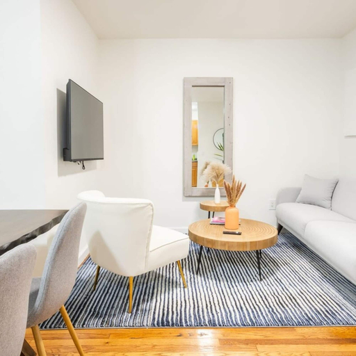 Room 2, 49-3b Newly Renovated 2BR W D Midtown East, New York