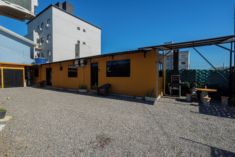 Living area 2, Container 3, Navegantes