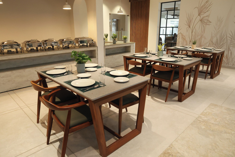 Restaurant 2, Castelo Inn, Ernakulam