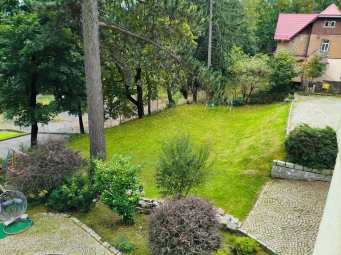 Others 5, Willa Sloneczna Róza, Jelenia Góra