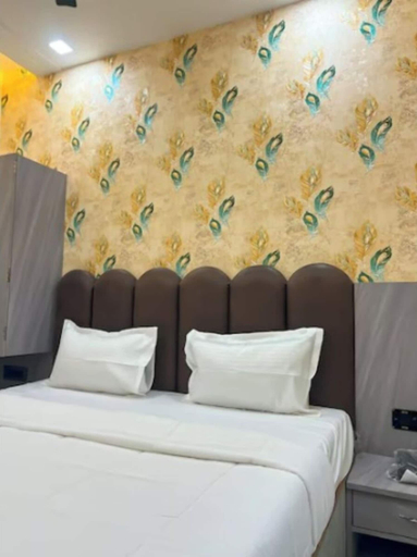Room 5, Sunaina Palace, Varanasi