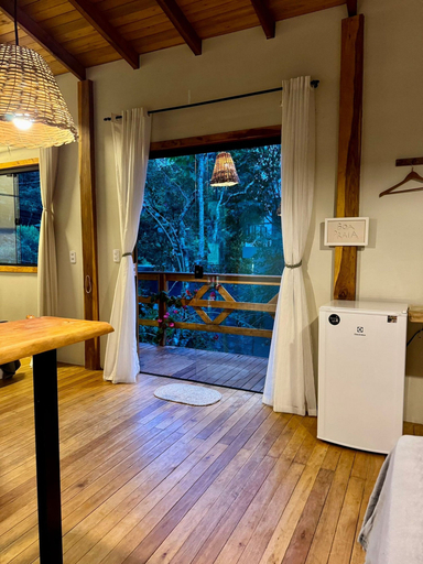 Private kitchen 4, Lumira House - Bombinhas - SC, Bombinhas