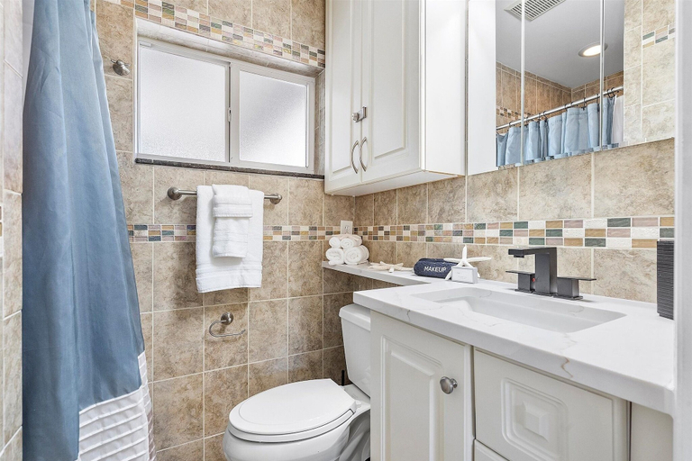 Bathroom 5, Blue Wave Retreat At Hollywood Beach 3 Bedroom Home, Broward