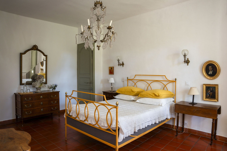 Bedroom 4, Mas De Monge, Bouches-du-Rhône