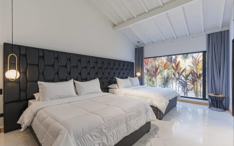 Bedroom 3, Amazing 6BR Oasis in Poblado MDE, Retiro