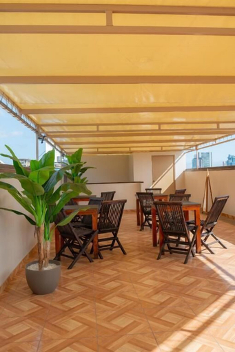 Outdoor dining 2, Hotel Solumbra, Antofagasta