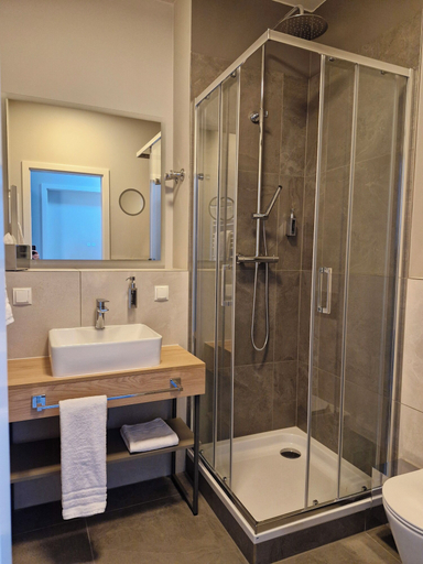 Bathroom 3, H24 Parkhotel Thale, Harz