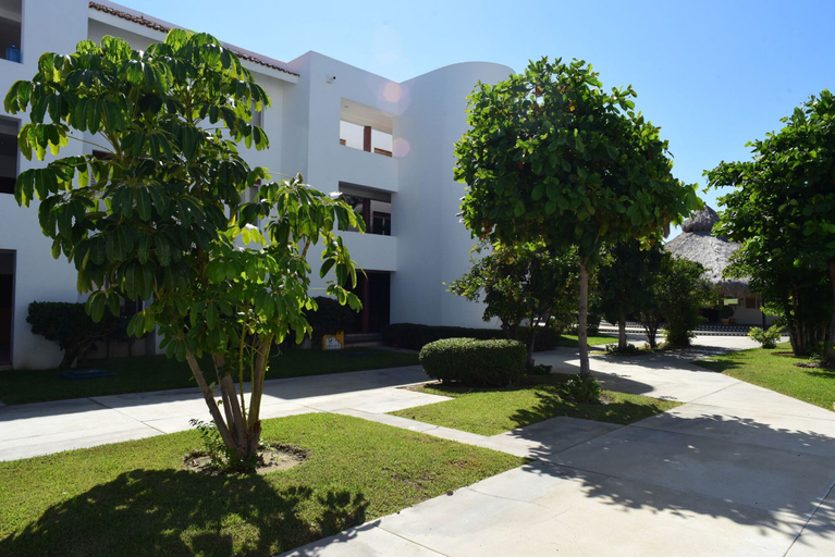 Exterior & Views, Peninsula 106 2 BR by Casago, La Paz