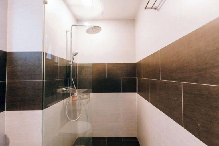 Bathroom, Villa Da Nang beach by Vietstork, Da Nang