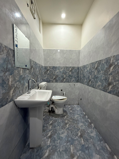 Bathroom 5, Amritsar Backpackers Hostel, Amritsar