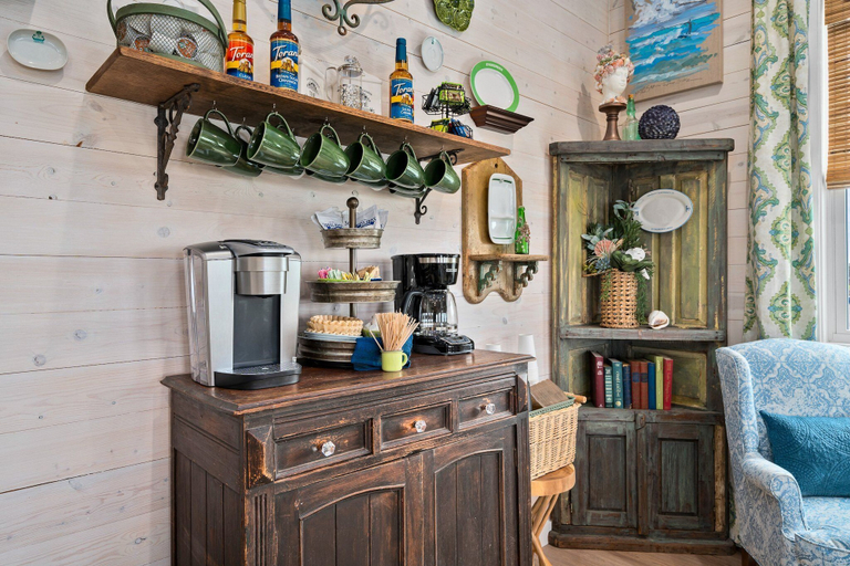 Living area 3, Coastal Retreats Collection, Nueces