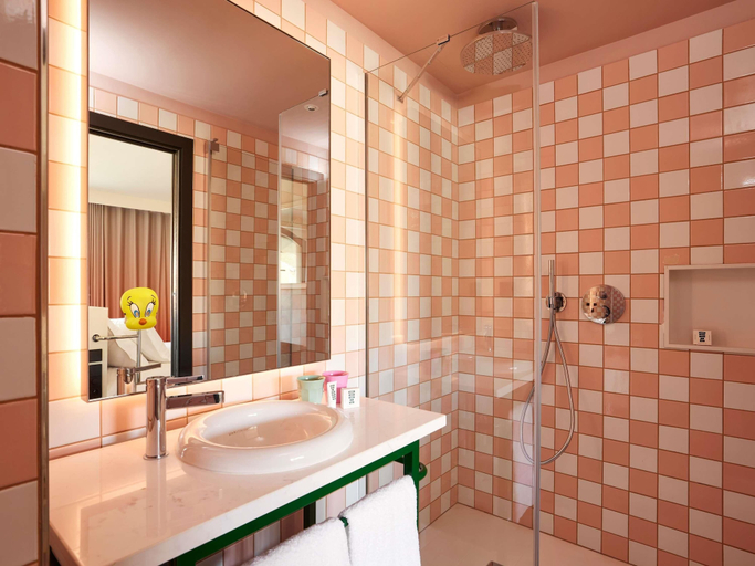 Bathroom 5, Mama Shelter Nice, Alpes-Maritimes