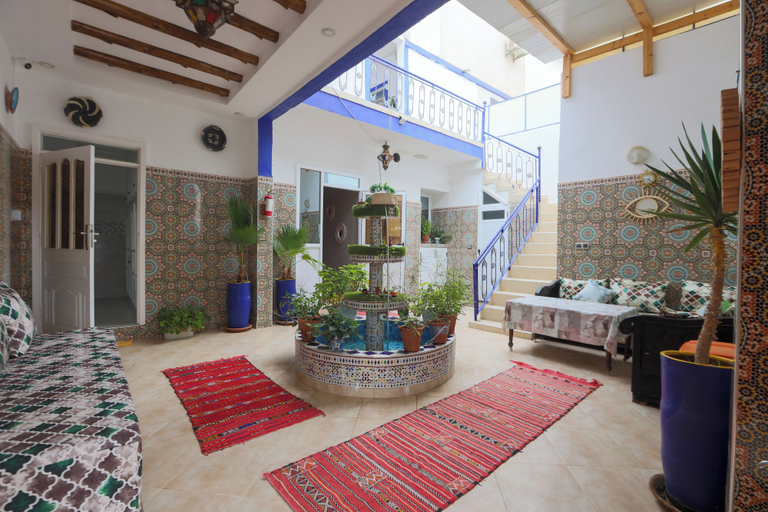 Interior 3, BLUERINA CAMP HOSTEL, Agadir-Ida ou Tanane