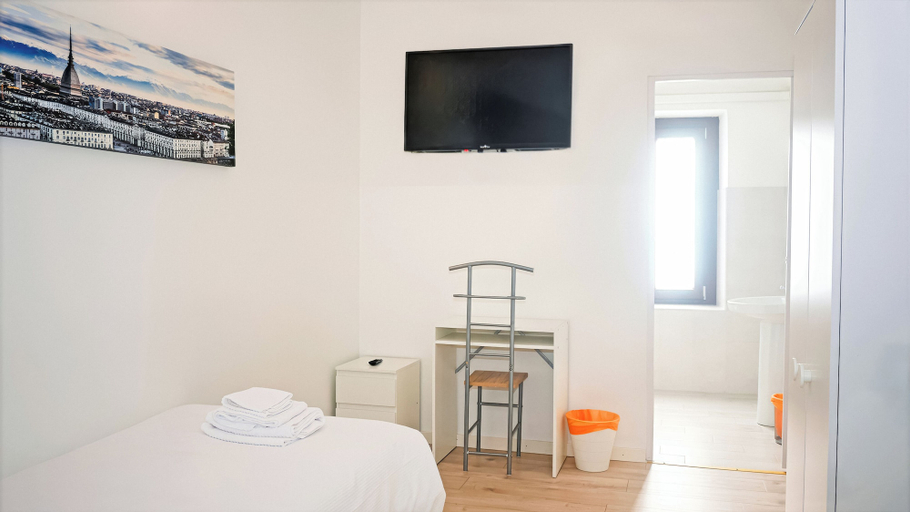 Bedroom 2, La Boheme SMART Hotel, Torino