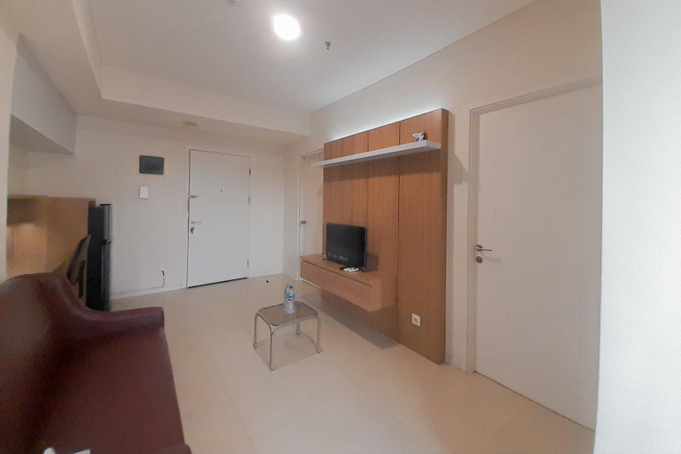 Living area 2, Simple And Homey 2Br At Parahyangan Residence Apartment, Bandung