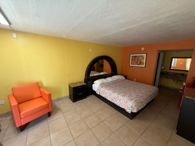 Bedroom 2, Apollo Inn, Osceola