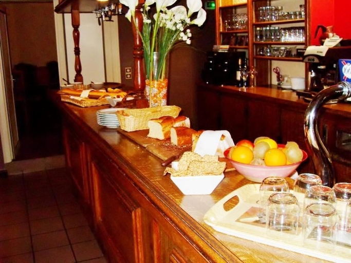 Breakfast buffet, HOTEL RESTAURANT BOULE D'OR, Deux-Sèvres