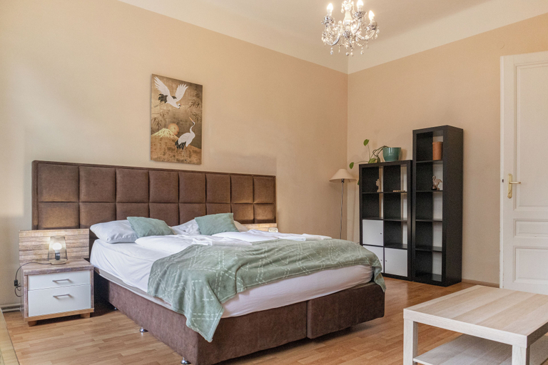 Room 5, 2BR Apartment Central Long Stay, Wien