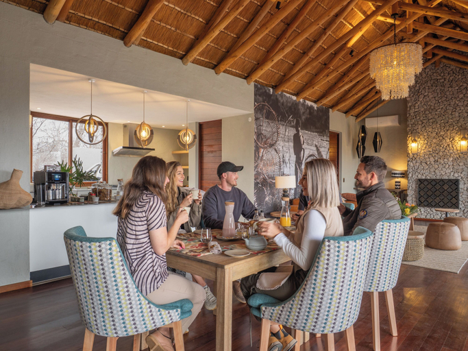 Breakfast area, Tintswalo Scops Rest, Ehlanzeni